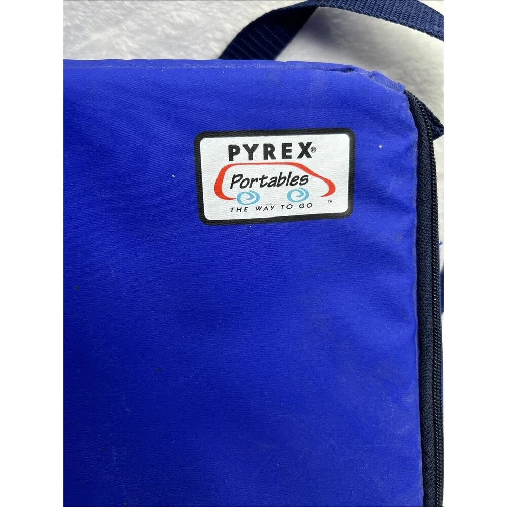 Pyrex Portables Insulated Carry Bag Travel Carrier with 2QT Glass Dish Way to Go